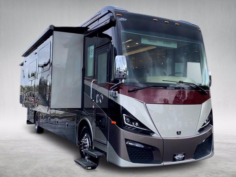 2021 Tiffin Motorhomes PHAETON 40 IH 2021 Tiffin Motorhomes PHAETON 40 IH