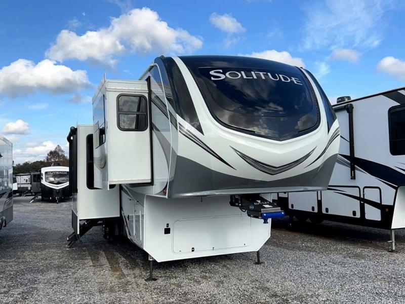 2022 Grand Design RV SOLITUDE 346FLS-R 2022 Grand Design RV SOLITUDE 346FLS-R