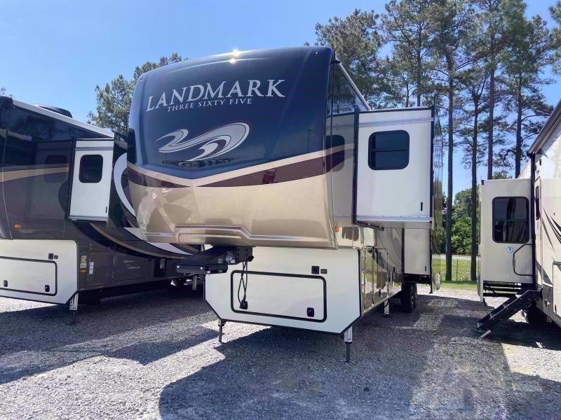 2020 Heartland RV LANDMARK DAYTONA 2020 Heartland RV LANDMARK DAYTONA