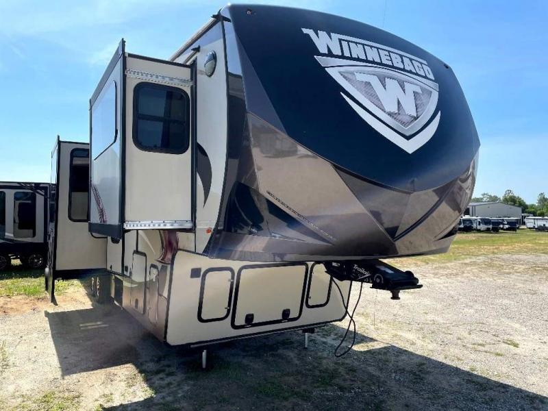 2016 Winnebago DESTINATION 37FL 2016 Winnebago DESTINATION 37FL