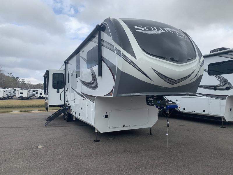 2022 Grand Design RV SOLITUDE 378MBS-R 2022 Grand Design RV SOLITUDE 378MBS-R