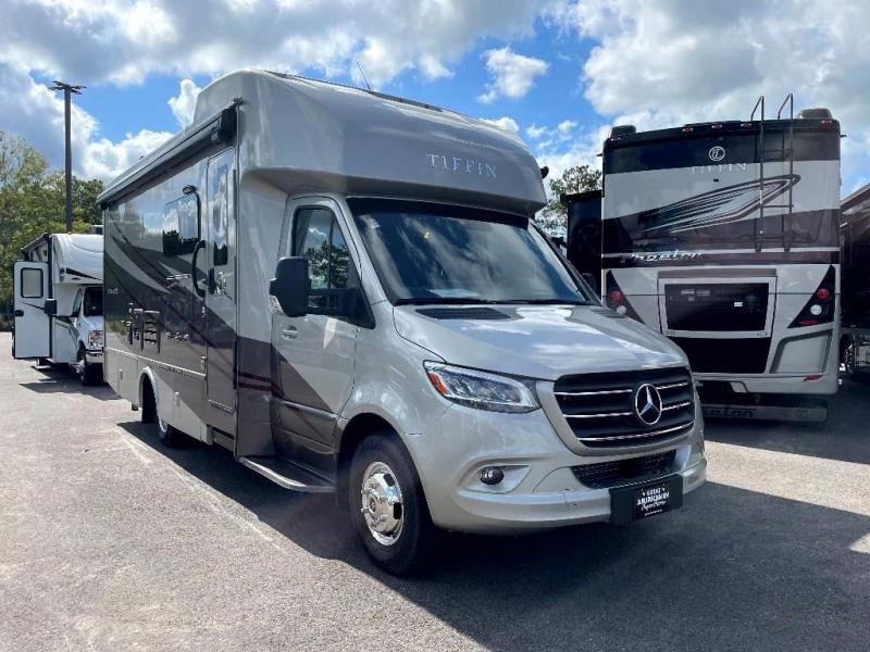 2023 Tiffin Motorhomes WAYFARER 25 RW 2023 Tiffin Motorhomes WAYFARER 25 RW