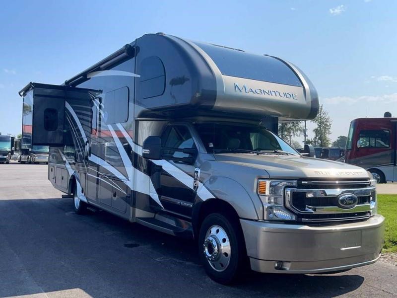 2022 Thor Motor Coach MAGNITUDE XG32 2022 Thor Motor Coach MAGNITUDE XG32