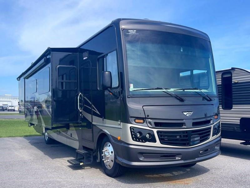 2019 Fleetwood RV BOUNDER 35P 2019 Fleetwood RV BOUNDER 35P