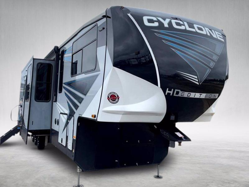 2021 Heartland RV CYCLONE 4006 in Defuniak Springs, FL | Trailer Trader