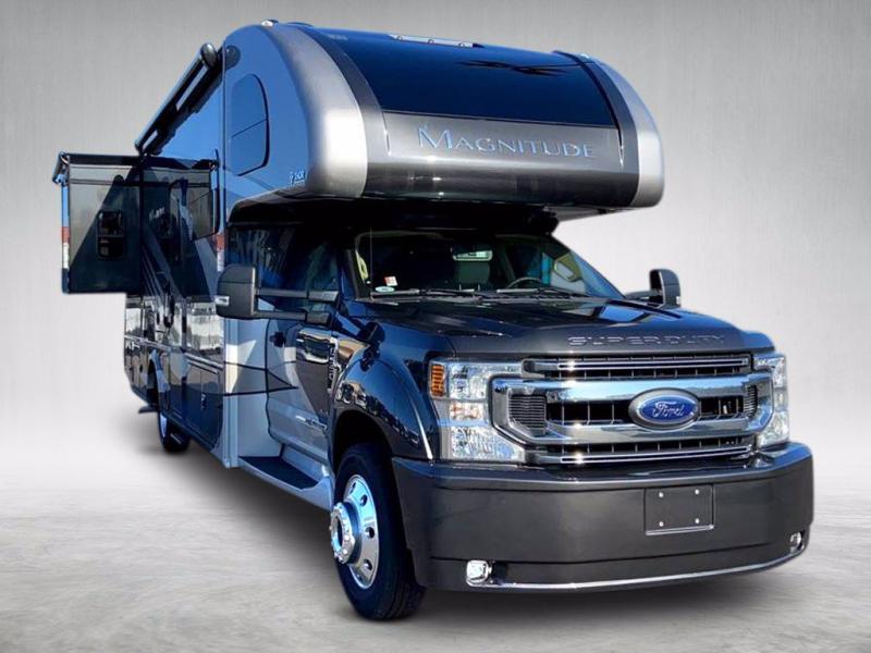 2021 Thor Motor Coach MAGNITUDE XG32 2021 Thor Motor Coach MAGNITUDE XG32