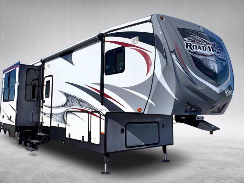 2013 Heartland RV ROAD WARRIOR 390 2013 Heartland RV ROAD WARRIOR 390