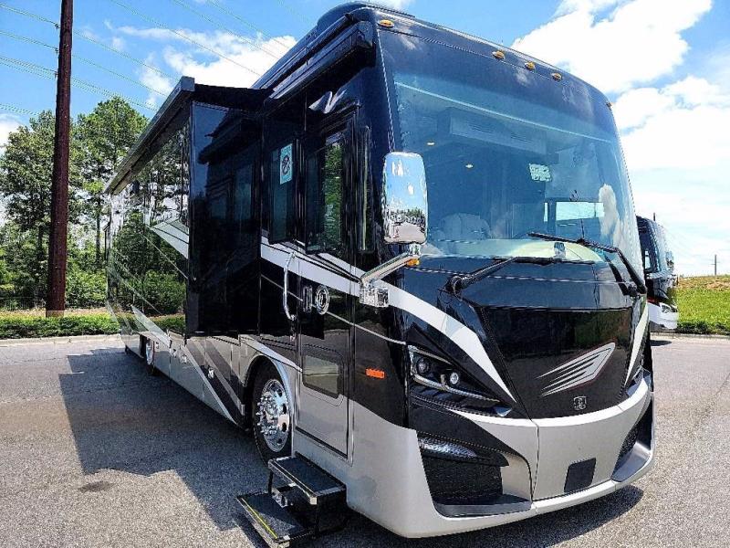 2022 Tiffin Motorhomes PHAETON 36 SH 2022 Tiffin Motorhomes PHAETON 36 SH