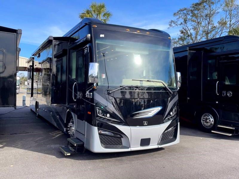 2022 Tiffin Motorhomes PHAETON 40 QBH 2022 Tiffin Motorhomes PHAETON 40 QBH