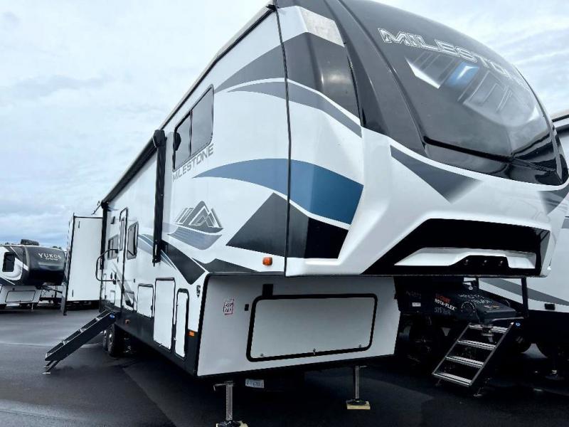 2022 Heartland RV MILESTONE 386BH 2022 Heartland RV MILESTONE 386BH