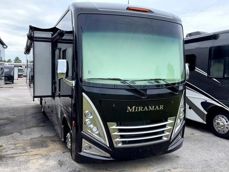 2022 Thor Motor Coach MIRAMAR 35.2 2022 Thor Motor Coach MIRAMAR 35.2