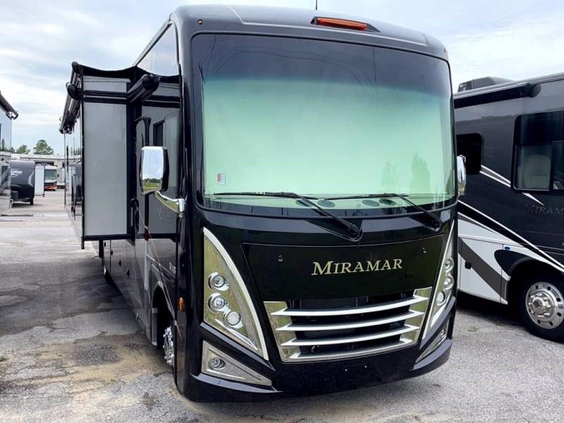 2022 Thor Motor Coach MIRAMAR 35.2 2022 Thor Motor Coach MIRAMAR 35.2