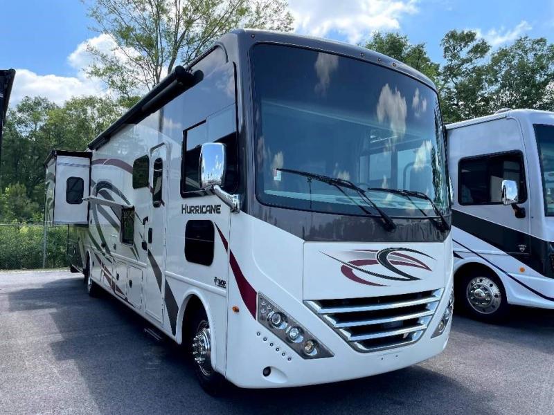 2019 Thor Motor Coach HURRICANE 35M 2019 Thor Motor Coach HURRICANE 35M