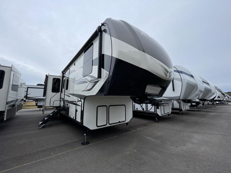 2022 Keystone RV ALPINE 3220RL 2022 Keystone RV ALPINE 3220RL
