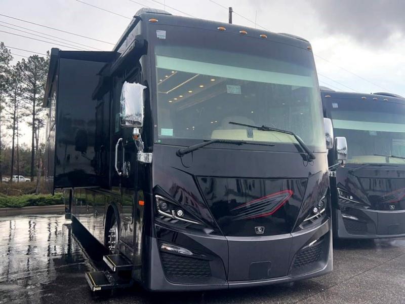 2022 Tiffin Motorhomes PHAETON 40 IH 2022 Tiffin Motorhomes PHAETON 40 IH