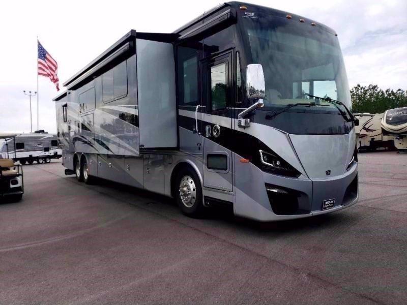 2020 Tiffin Motorhomes PHAETON 44 OH 2020 Tiffin Motorhomes PHAETON 44 OH
