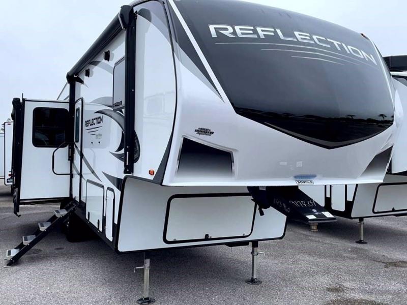 2022 Grand Design RV REFLECTION 303RLS 2022 Grand Design RV REFLECTION 303RLS