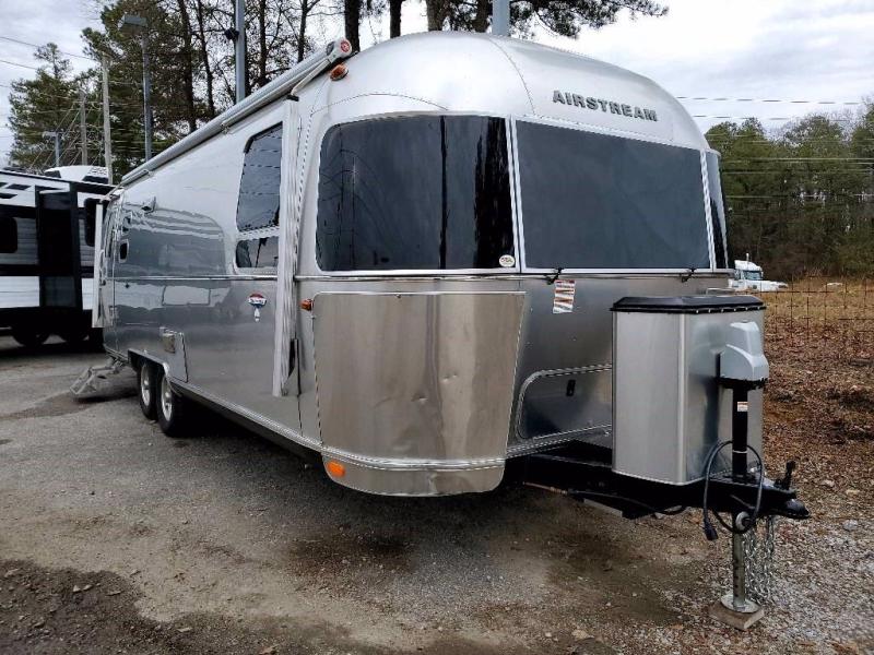 2017 Airstream INTERNATIONAL SERENITY 27FB 2017 Airstream INTERNATIONAL SERENITY 27FB