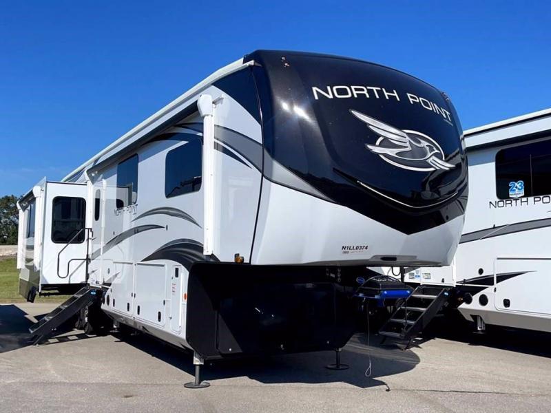 2022 Jayco NORTH POINT 377RLBH 2022 Jayco NORTH POINT 377RLBH