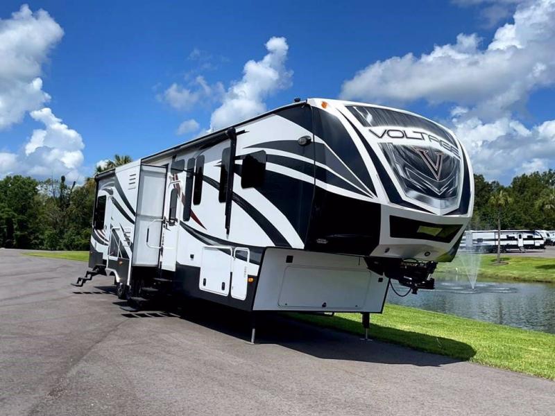 2014 Keystone RV VOLTAGE 3990 2014 Keystone RV VOLTAGE 3990