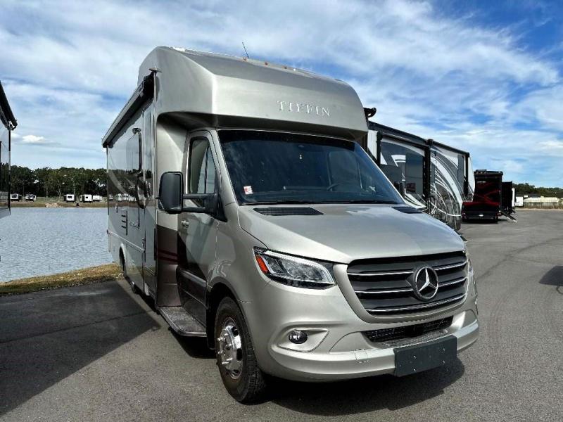 2023 Tiffin Motorhomes WAYFARER 25 RW 2023 Tiffin Motorhomes WAYFARER 25 RW