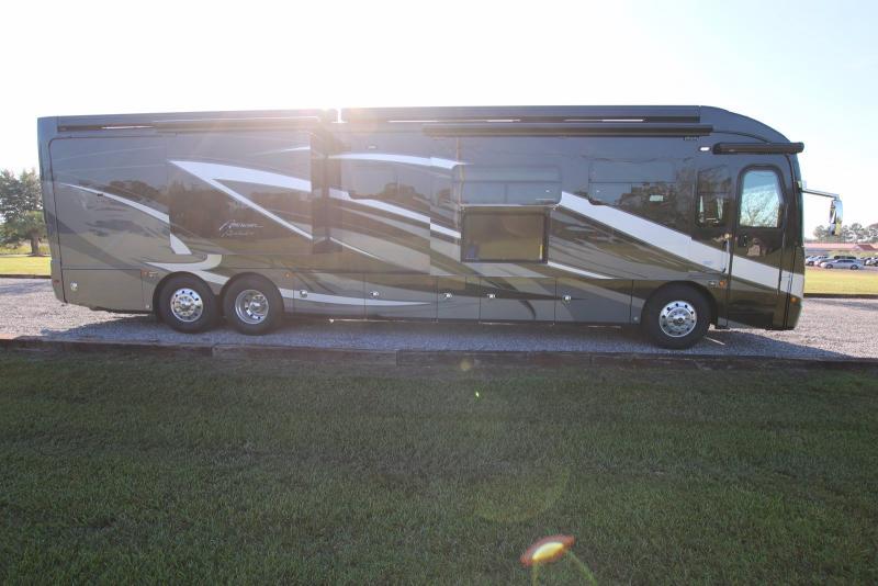 2020 American Coach Revolution 42Q 2020 American Coach Revolution 42Q