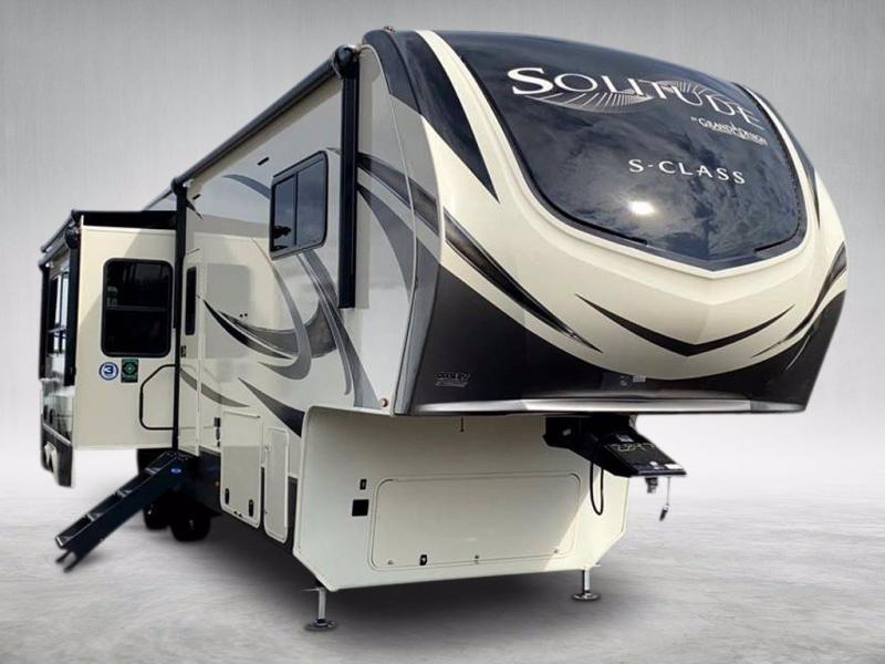 2021 Grand Design RV SOLITUDE 3950BH-R 2021 Grand Design RV SOLITUDE 3950BH-R