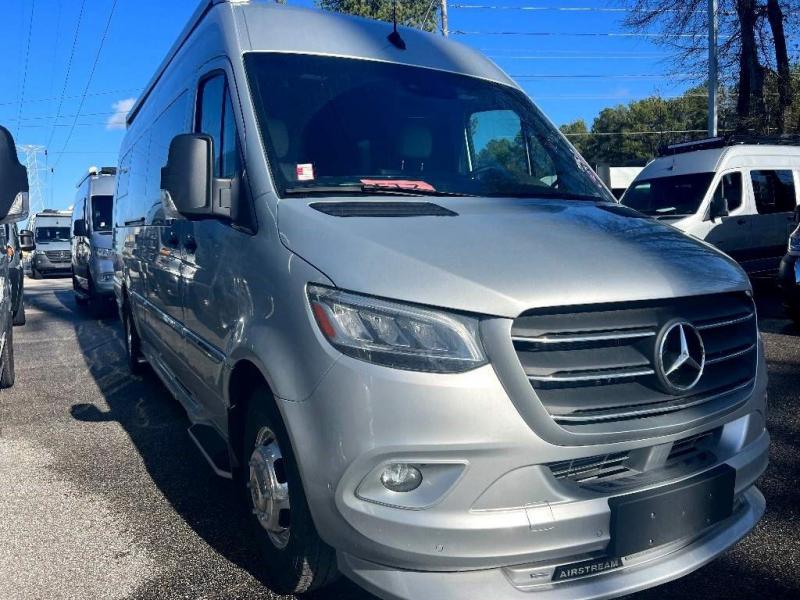 2023 Airstream INTERSTATE 24GT 2023 Airstream INTERSTATE 24GT