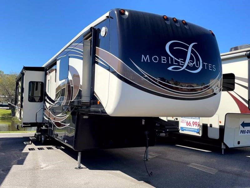2015 DRV LAFAYETTE 44 2015 DRV LAFAYETTE 44