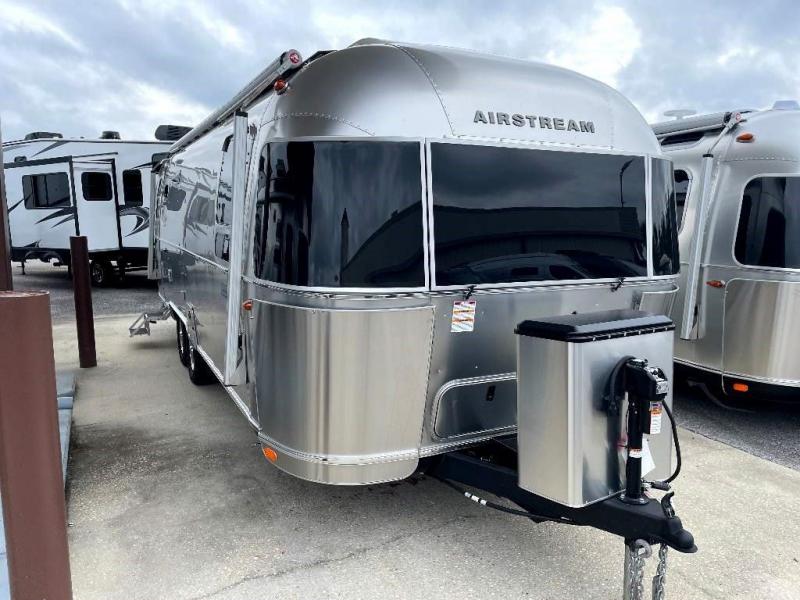 2023 Airstream GLOBETROTTER 27FB 2023 Airstream GLOBETROTTER 27FB