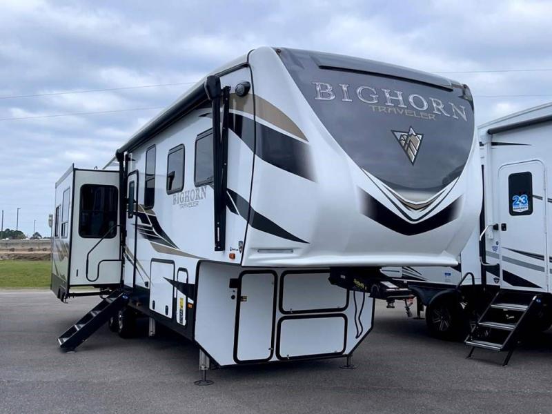 2022 Heartland RV BIGHORN 32RS 2022 Heartland RV BIGHORN 32RS
