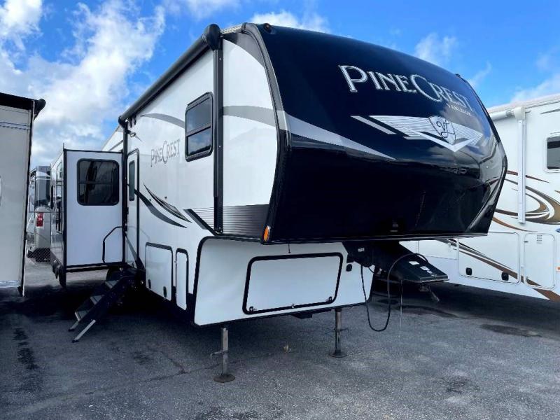 2019 Vanleigh RV PINECREST 305 2019 Vanleigh RV PINECREST 305