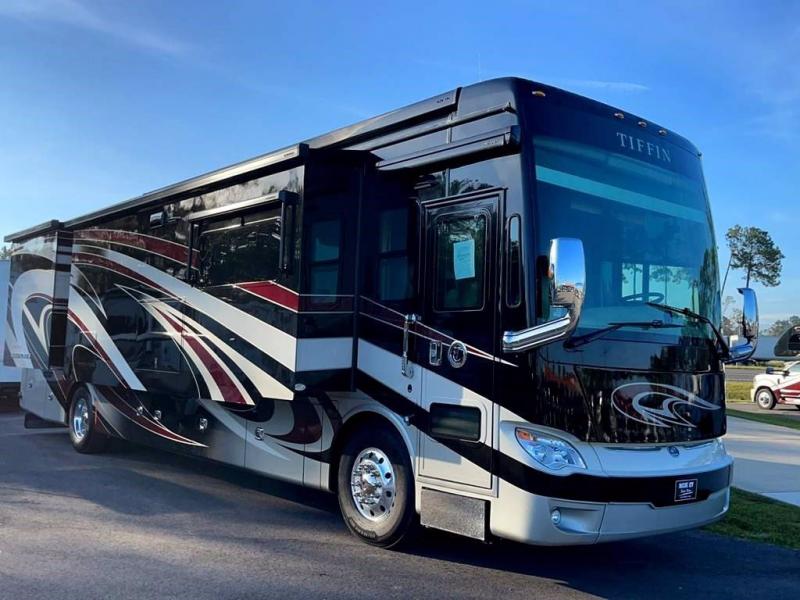 2018 Tiffin Motorhomes ALLEGRO BUS 40AP 2018 Tiffin Motorhomes ALLEGRO BUS 40AP