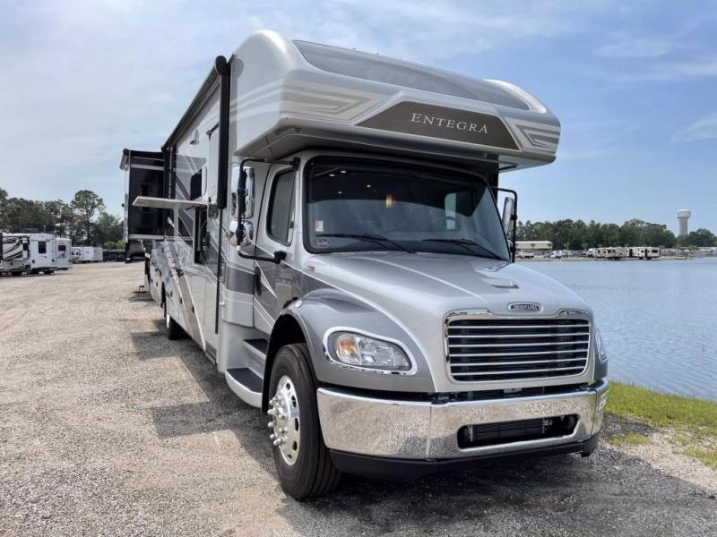 2022 Entegra Coach ACCOLADE 37K 2022 Entegra Coach ACCOLADE 37K