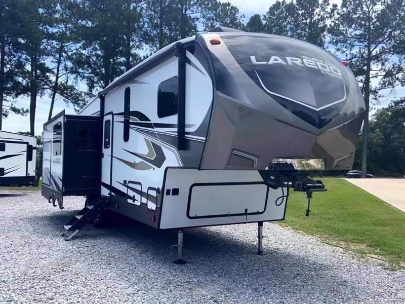 2021 Keystone RV LAREDO 298SRL 2021 Keystone RV LAREDO 298SRL