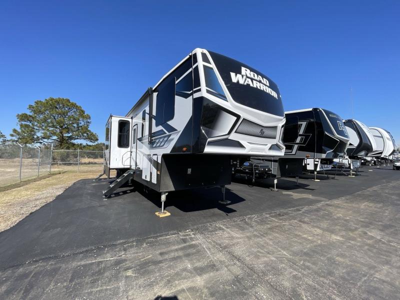 2022 Heartland RV ROAD WARRIOR 3965RW 2022 Heartland RV ROAD WARRIOR 3965RW