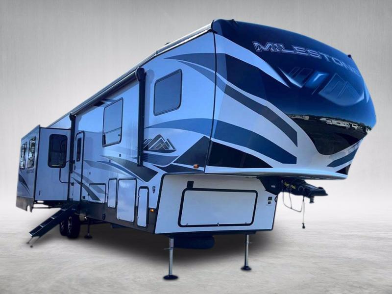 2021 Heartland RV MILESTONE 377MB 2021 Heartland RV MILESTONE 377MB