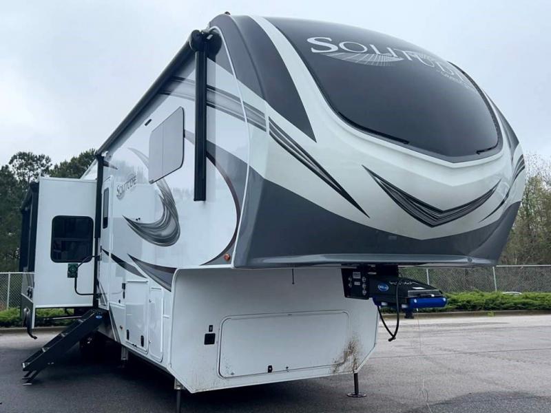 2022 Grand Design RV SOLITUDE 345GK-R 2022 Grand Design RV SOLITUDE 345GK-R