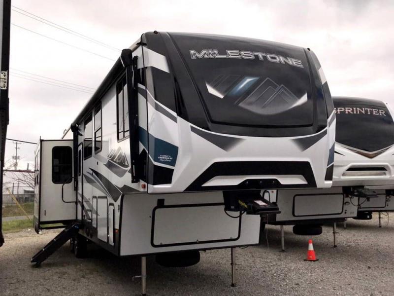 2022 Heartland RV MILESTONE 326RL 2022 Heartland RV MILESTONE 326RL