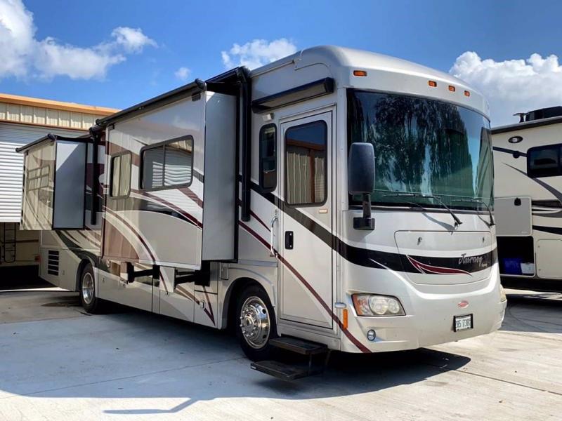 2010 Winnebago JOURNEY 34Y 2010 Winnebago JOURNEY 34Y
