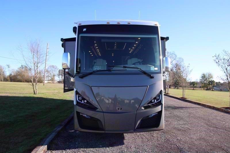 2020 Tiffin Motorhomes PHAETON 40 IH 2020 Tiffin Motorhomes PHAETON 40 IH