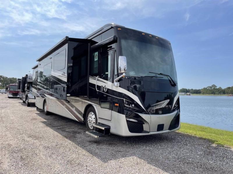 2022 Tiffin Motorhomes PHAETON 40 IH 2022 Tiffin Motorhomes PHAETON 40 IH
