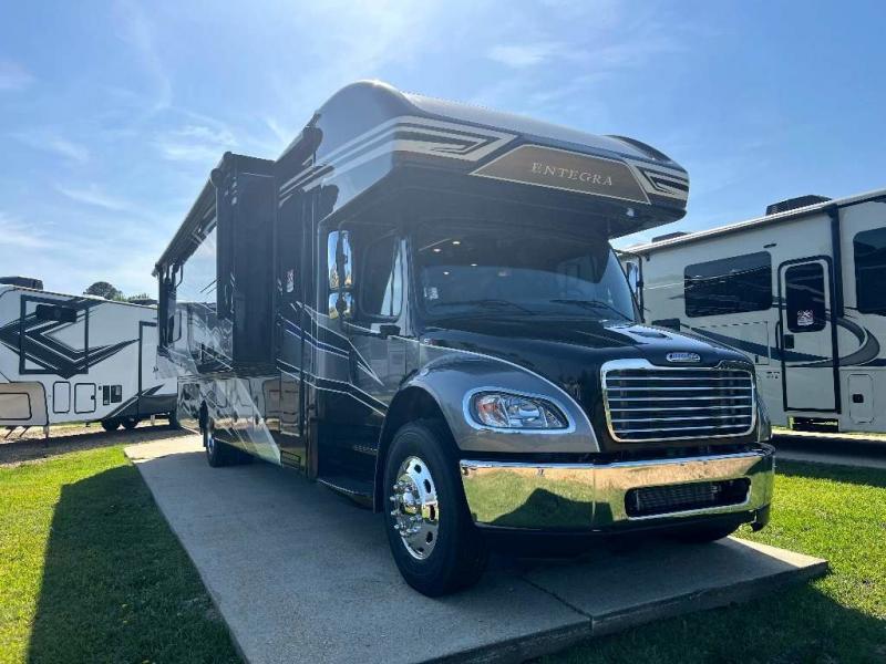 2022 Entegra Coach ACCOLADE 37L 2022 Entegra Coach ACCOLADE 37L
