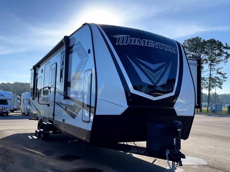 2022 Grand Design RV MOMENTUM 30G 2022 Grand Design RV MOMENTUM 30G