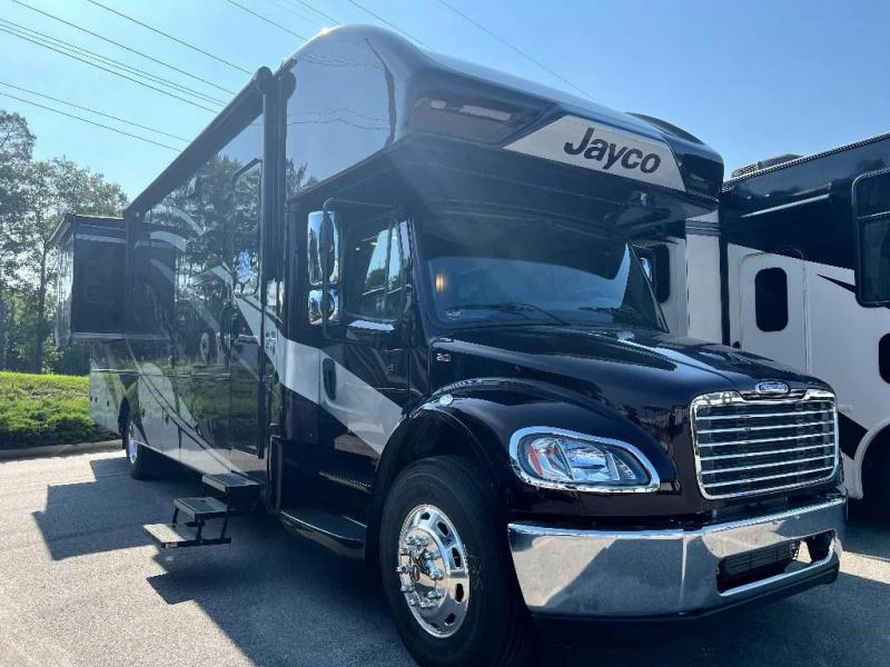2022 Jayco SENECA 37K 2022 Jayco SENECA 37K
