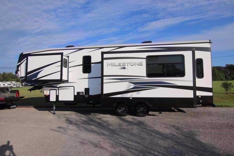 2020 Heartland RV MILESTONE 317RL 2020 Heartland RV MILESTONE 317RL
