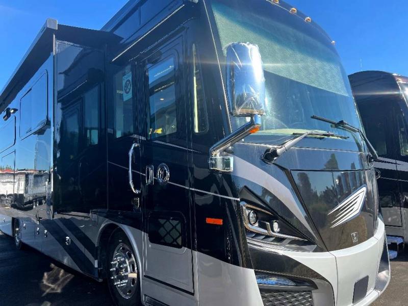 2023 Tiffin Motorhomes PHAETON 36 SH 2023 Tiffin Motorhomes PHAETON 36 SH