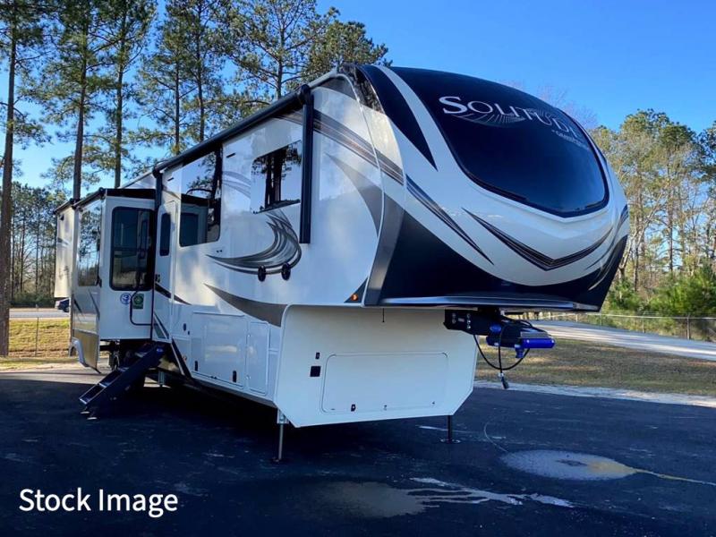 2021 Grand Design RV SOLITUDE 390RK-R 2021 Grand Design RV SOLITUDE 390RK-R