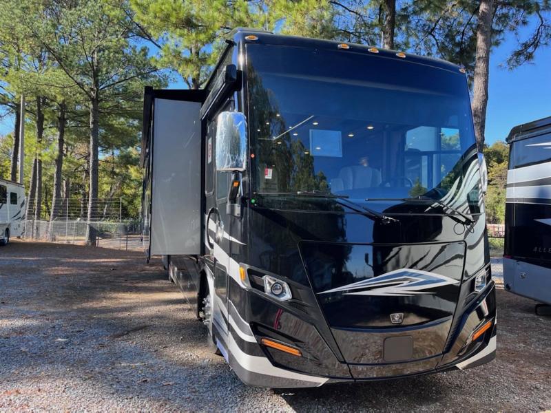 2023 Tiffin Motorhomes ALLEGRO RED 37 BA 2023 Tiffin Motorhomes ALLEGRO RED 37 BA