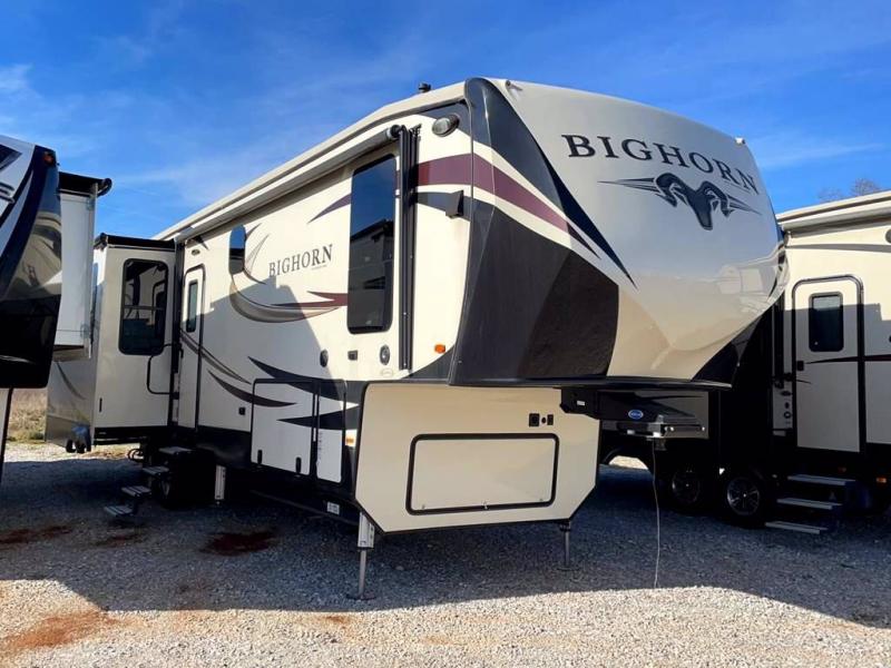 2017 Heartland RV BIG HORN 3890SS 2017 Heartland RV BIG HORN 3890SS